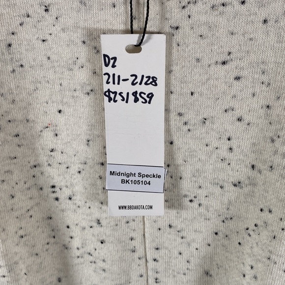 BB Dakota - Picture 5 of 5